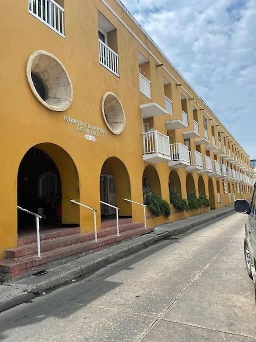 Cómodo Apto Zona Histórica Cgena *