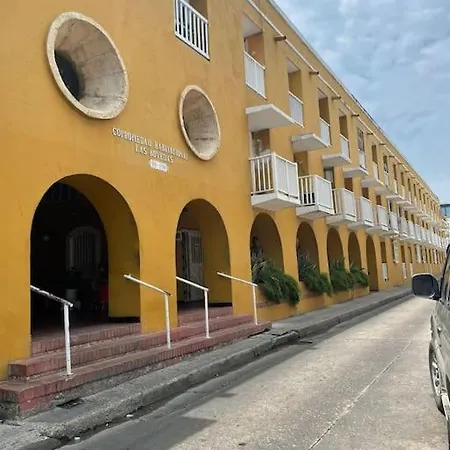 Comodo Apto Zona Historica Cgena *