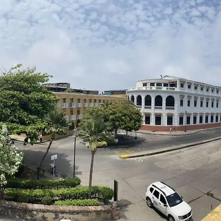 Comodo Apto Zona Historica Cgena Cartagena